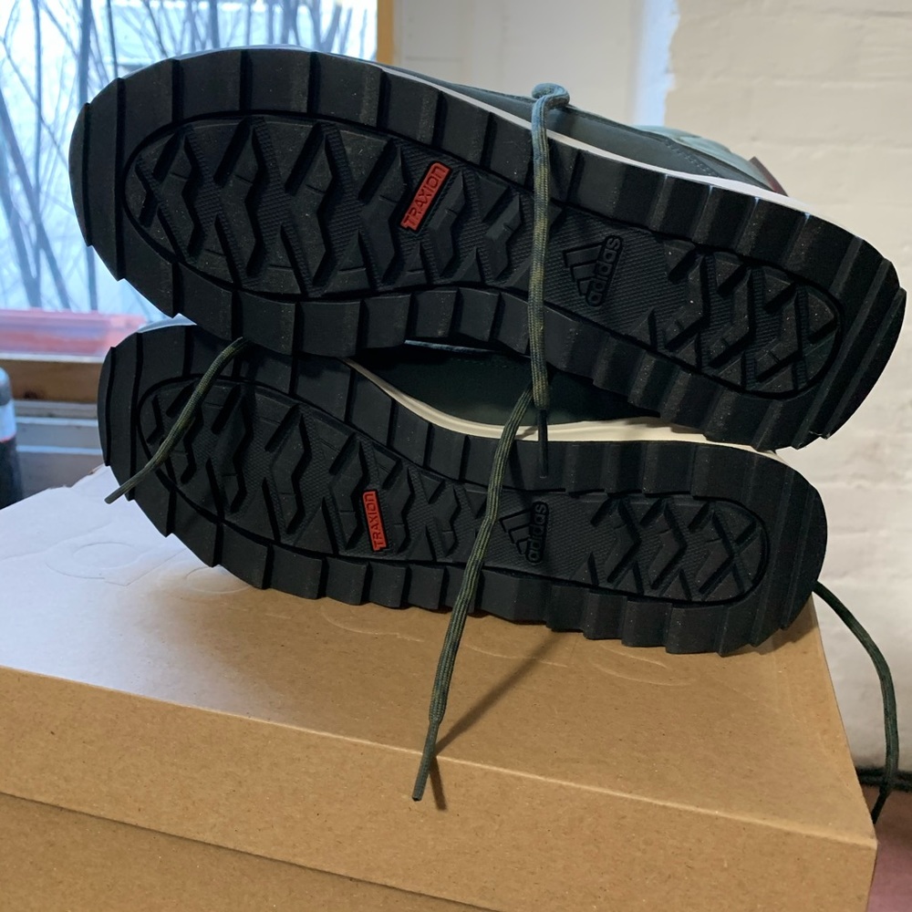 NWT ADIDAS TERREX PADDED CLIMAPROOF HIKING SHOES - Picture 8 of 8